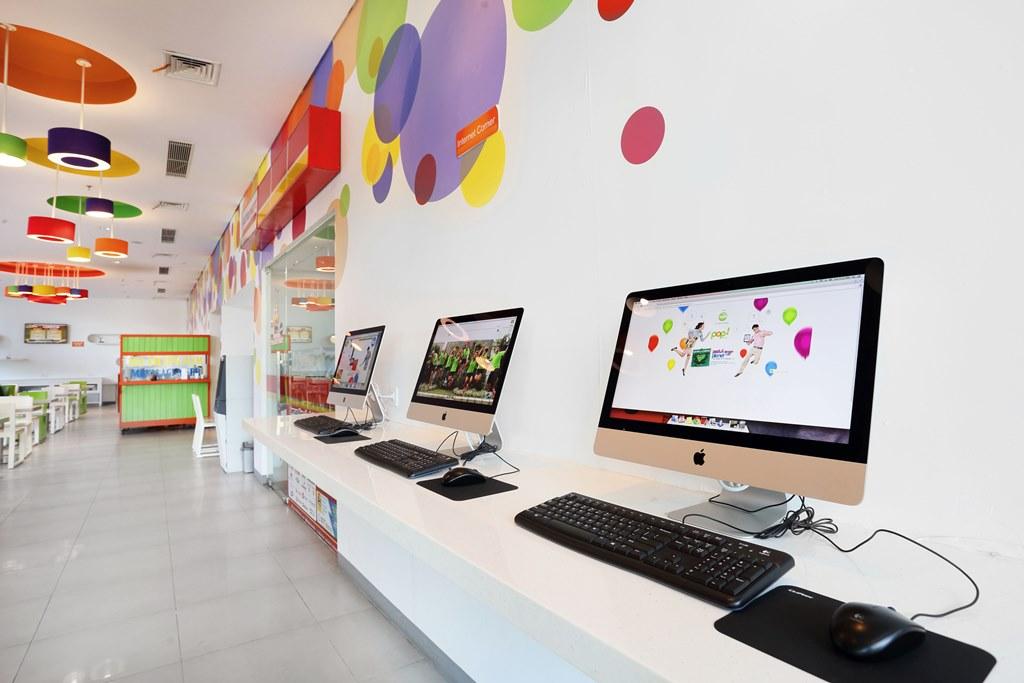 Pop! Hotel Gubeng Surabaya Luaran gambar