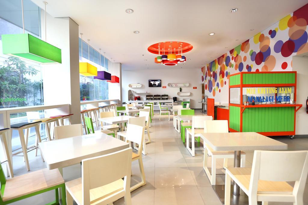 Pop! Hotel Gubeng Surabaya Luaran gambar