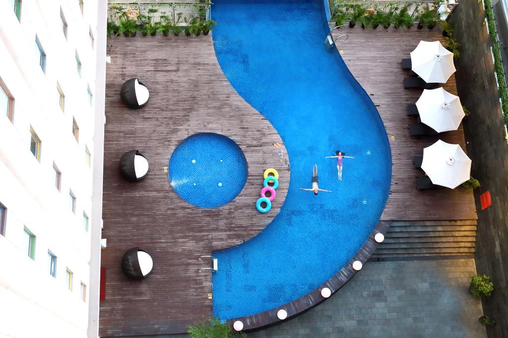 Pop! Hotel Gubeng Surabaya Luaran gambar