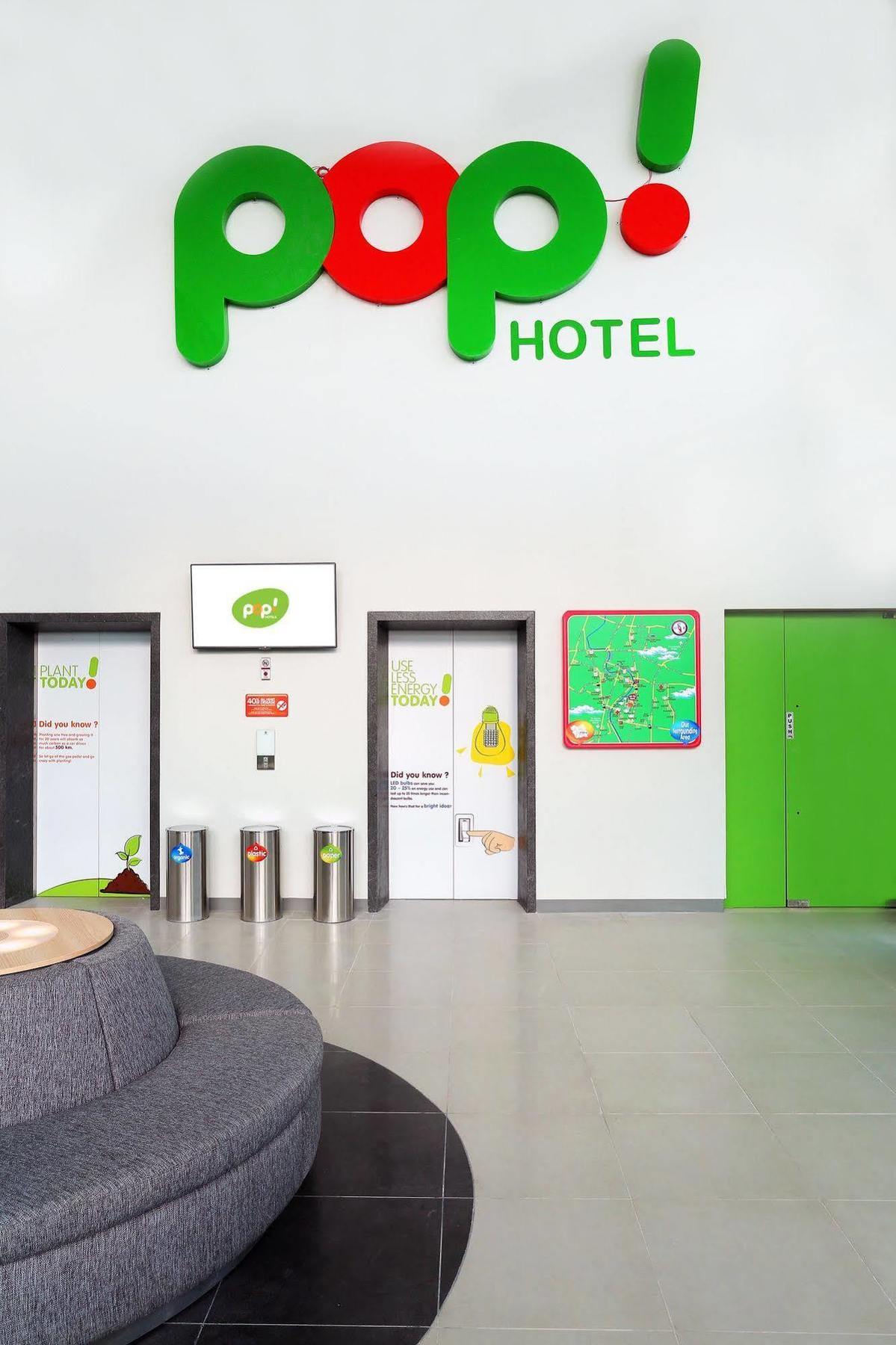 Pop! Hotel Gubeng Surabaya Luaran gambar